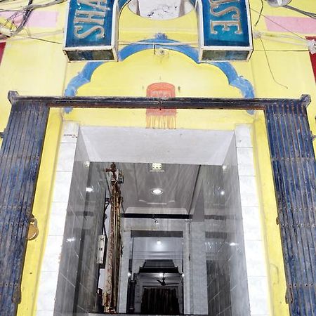 Grg Shanti Guest House Varanasi Near Manikarnika Ghat Exterior foto