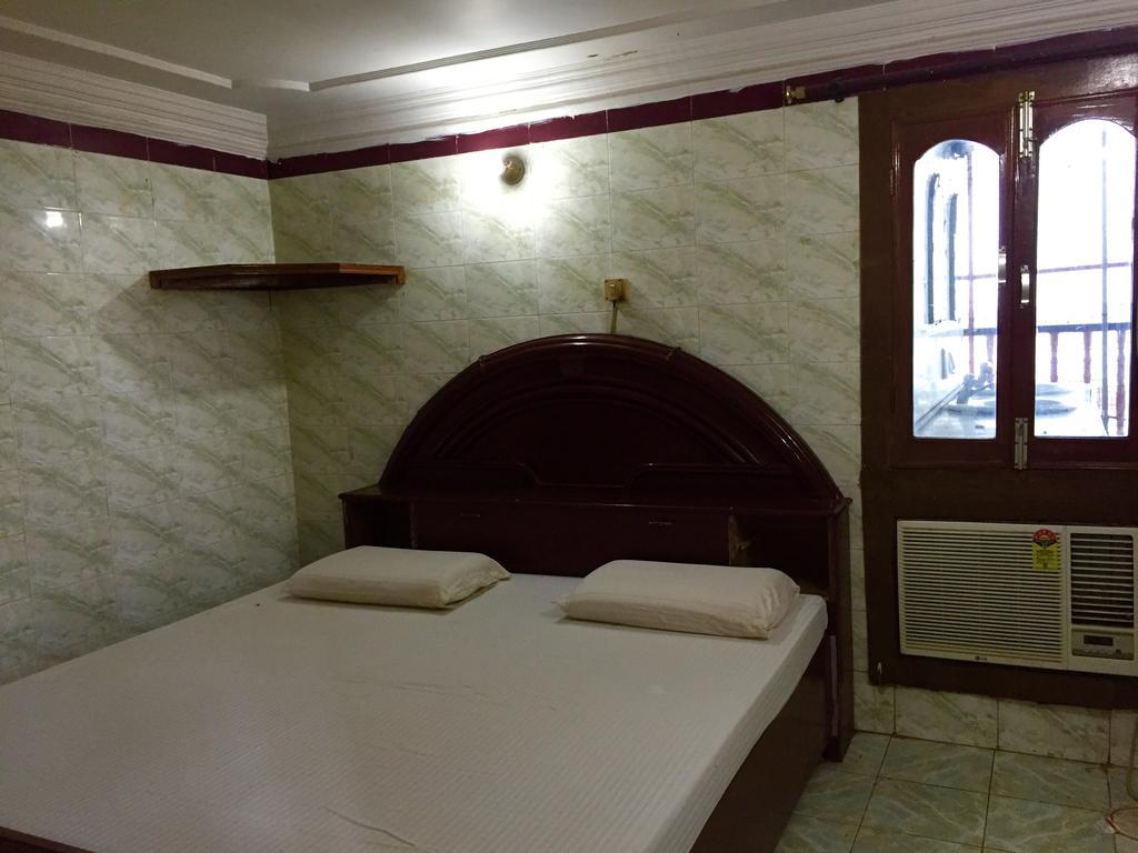 Grg Shanti Guest House Varanasi Near Manikarnika Ghat Exterior foto